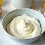 Jak zrobić lukier? Przewodnik po rodzajach i przepisach